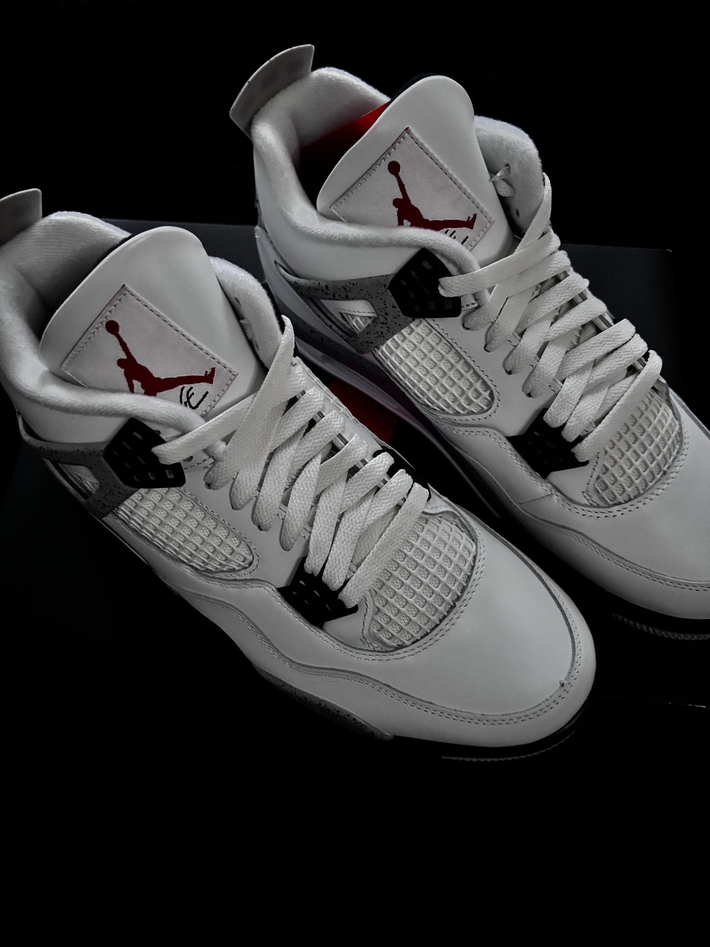 JORDAN 4 – WHITE CEMENT