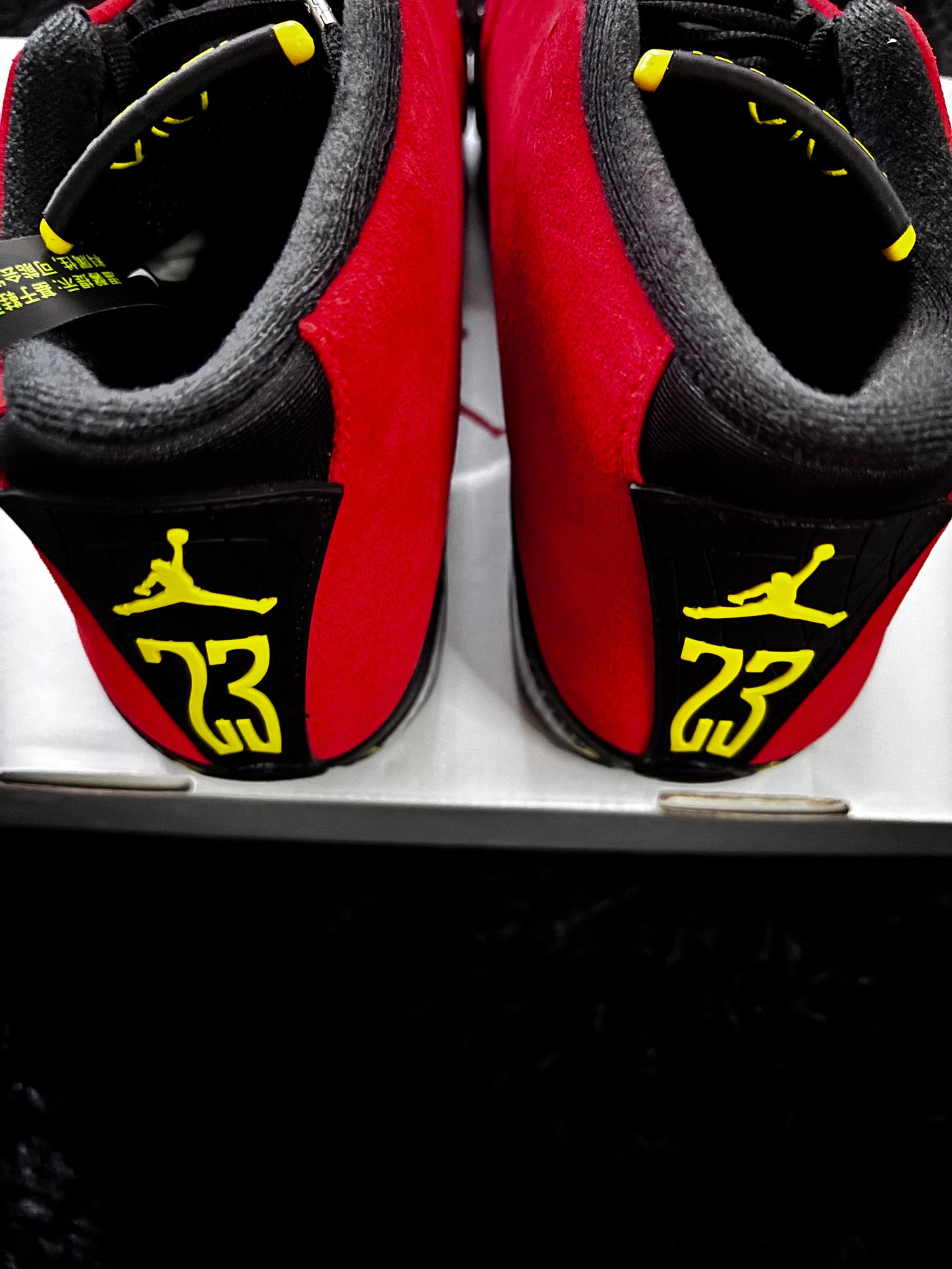 JORDAN 14 – FERRARI