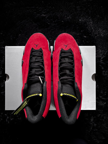 JORDAN 14 – FERRARI